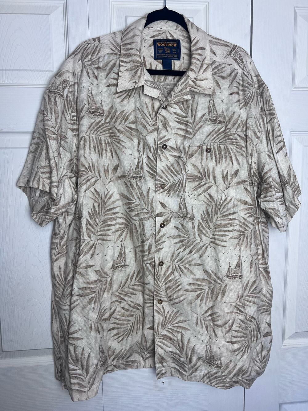Woolrich Men's Tropical Hawaiian Short Sleeve Button Down Shirt, Size 2XL